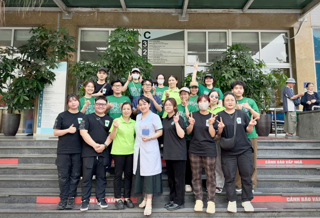 foodbank vietnam & Starbucks Vietnam